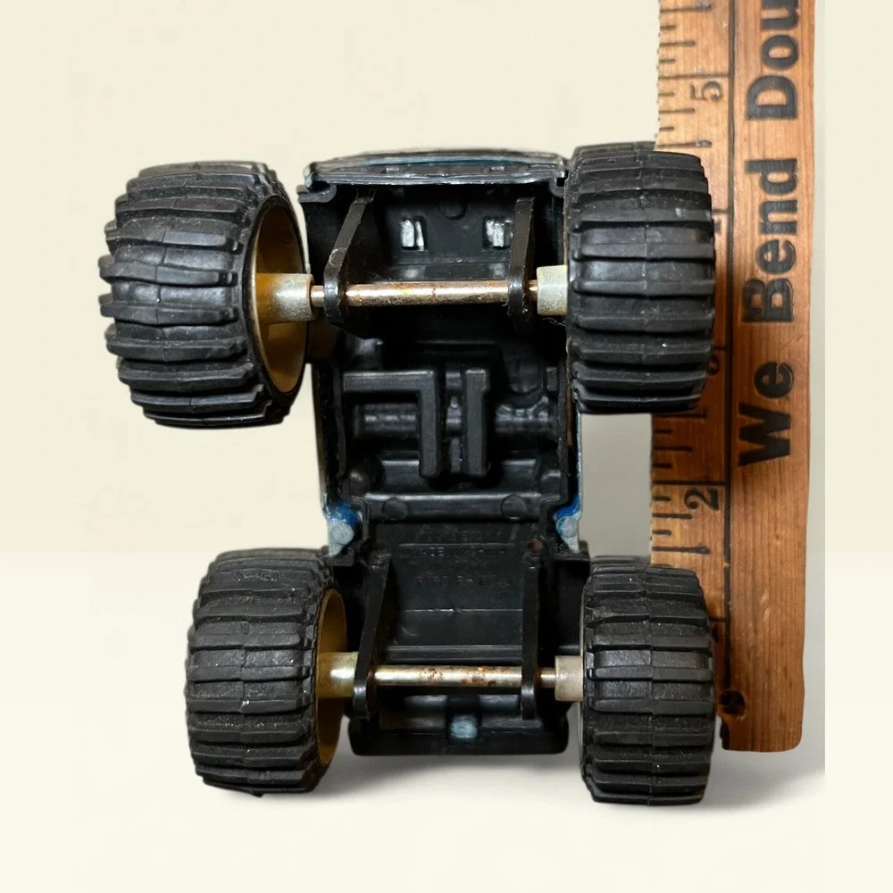 SWAMP RAT‎ Custom Ford F-150 Monster Truck Tootsietoy Blue Diecast Toy Vehicle